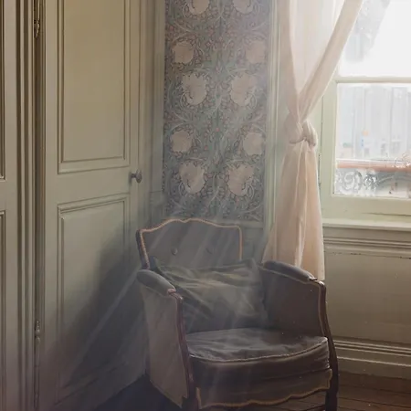 Romantic French Family Tatil Evi